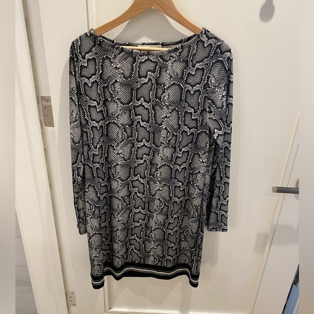 NWT Michael Kors Cobra Snake Skin Print Dress Long Sleeve Gray Size L